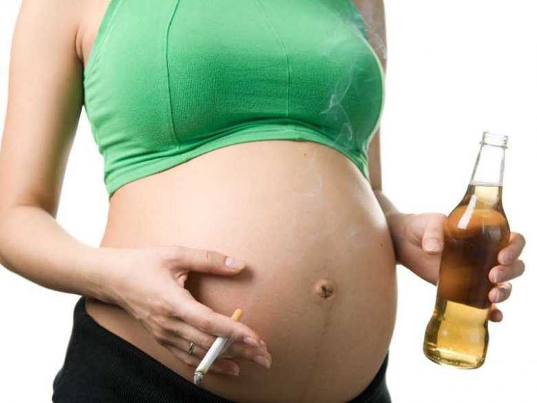 Skutki stosowania kokainy, alkoholu lub tytoniu w czasie ciąży