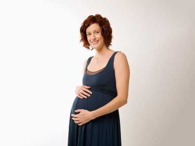 Zmiana wydzieliny z pochwy w ostatnich tygodniach ciąży.