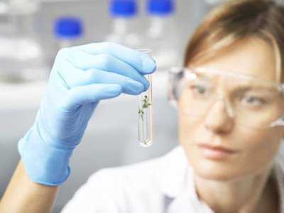 Niepłodność kobieca. Interpretacja wyników badań hormonalnych. Część 4. Estradiol i progesteron.