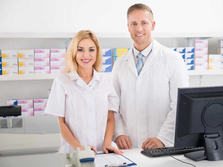 Farmaceuci, Apteka