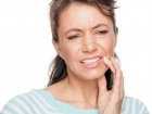 Nadwrażliwe szyjki zębowe. Jak sobie radzić z tym problemem?