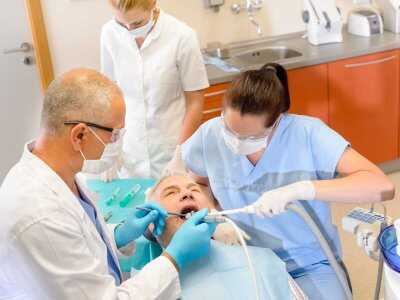 Kondycja zębów a zdrowie organizmu i przebieg COVID-19