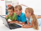 Cyberprzestrzeń i dziecko – czyli jak nauczyć najmłodszych bezpiecznego poruszania się w sieci