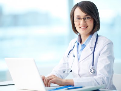 https://static2.medforum.pl/cache/logos/lekarka_pediatra_lekarz_komputer_laptop_panthermedia_11283719-W400H300.jpg