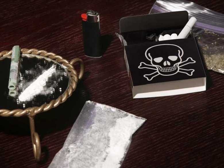 Schizofrenia i nadużywanie substancji psychoaktywnych - problemy lecznicze