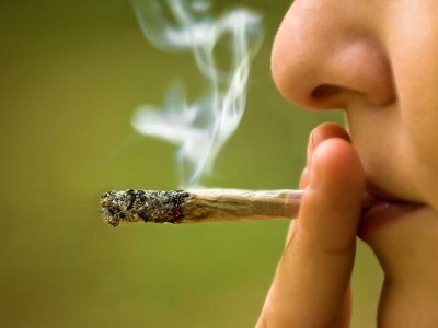 Marihuana – kontrowersyjny narkotyk