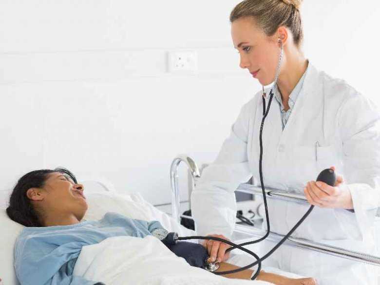 Mierzenie ciśnienia tętniczego w warunkach szpitalnych