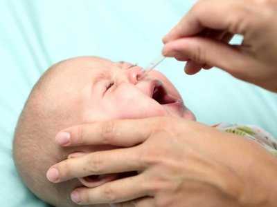 Zatkany nos bez kataru u dziecka – co oznacza?