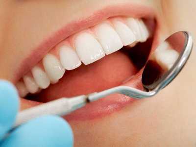 Brak zębów bądź liczne w nich ubytki mogą prowadzić do różnych chorób