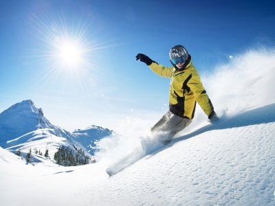 Jak bezpiecznie spędzić ferie na nartach?